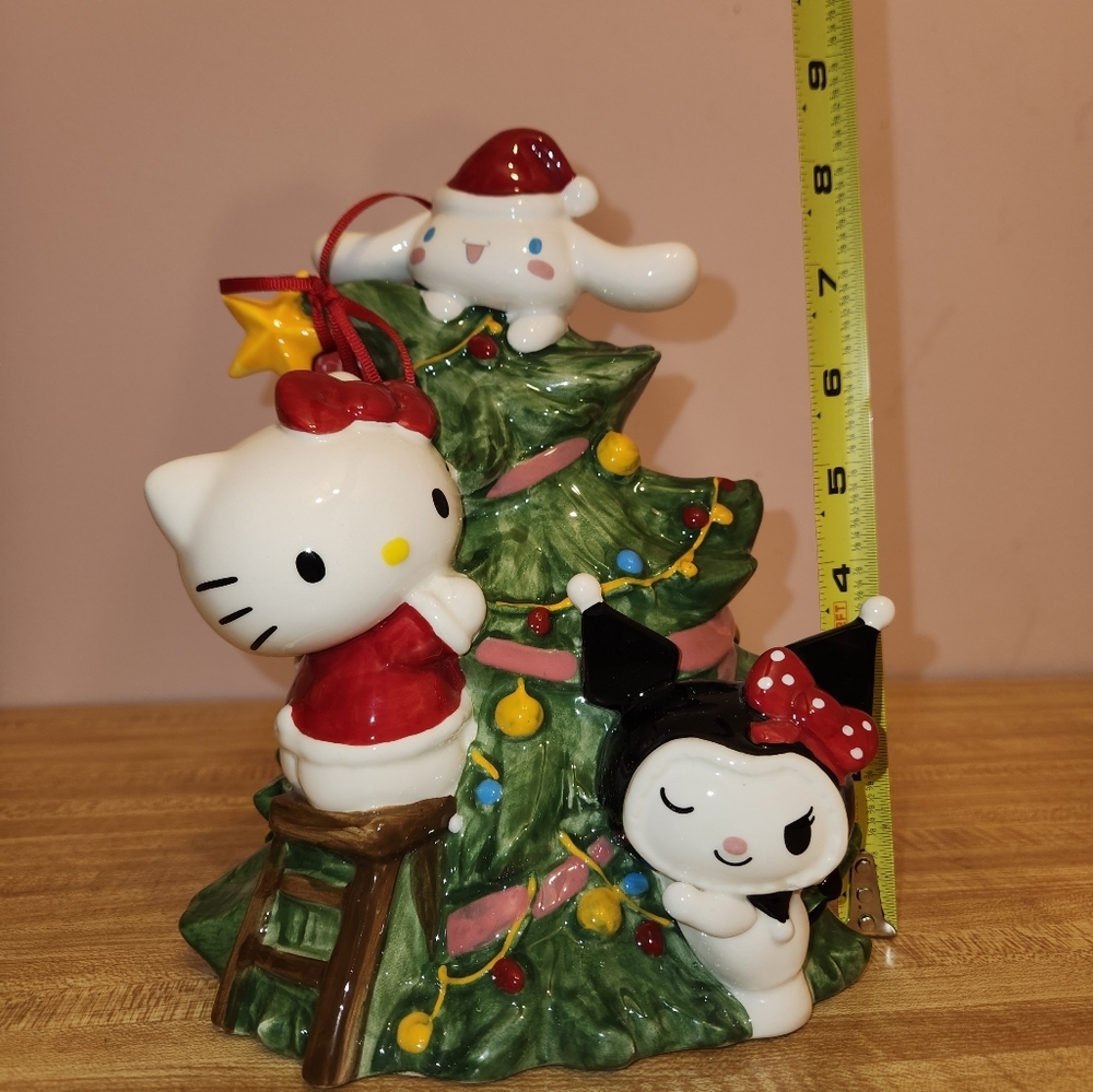 BLUE SKY HELLO KITTY and FRIENDS DECORATING THE TREE FIGURINE - Picture 9 of 9